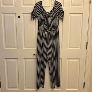 Tacera Women’s Off-the-shoulder Jumpsuit, Sz Large. black & White Stripe. NWOT.